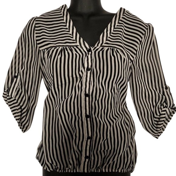 Charlotte Russe Blouse - Picture 1 of 3